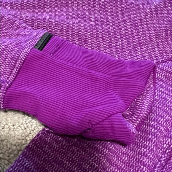 Lululemon Runderful half-zip pullover - Picture 4 of 7